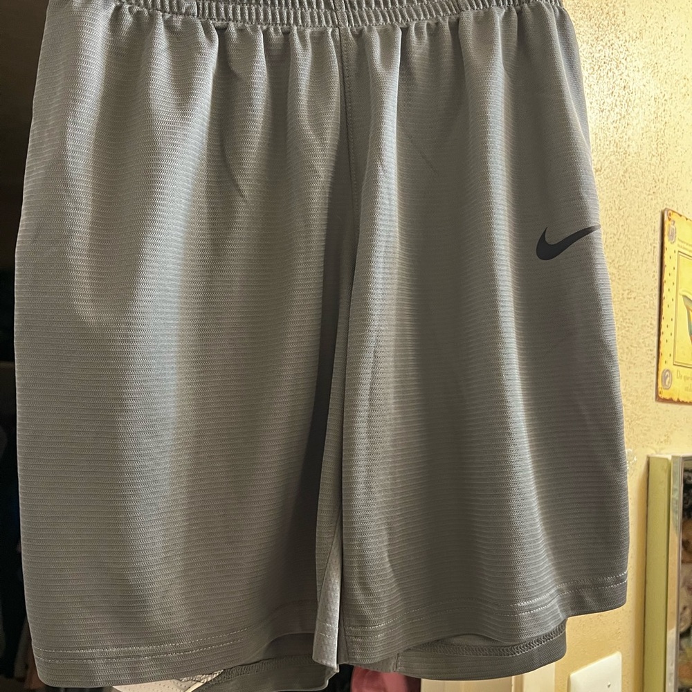 Nike dry fit unisex basketball shorts